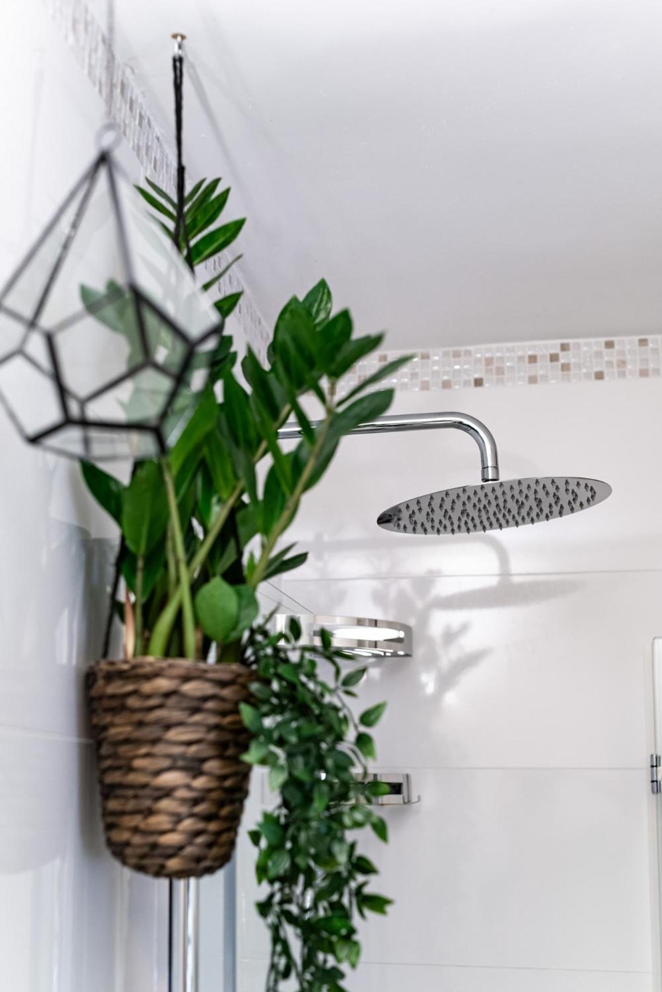 Modern & Spacious 1bdr Flat In